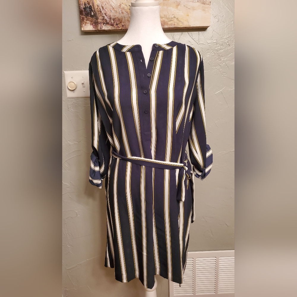 NWT Loft Oulet dress small